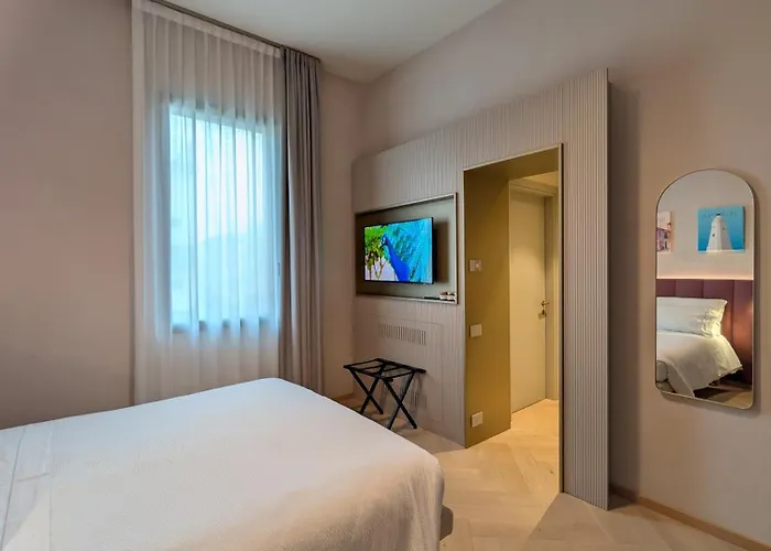 Villino Bavassano - Dimora Storica 4* Rimini