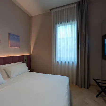 Villino Bavassano - Dimora Storica 4* Rimini